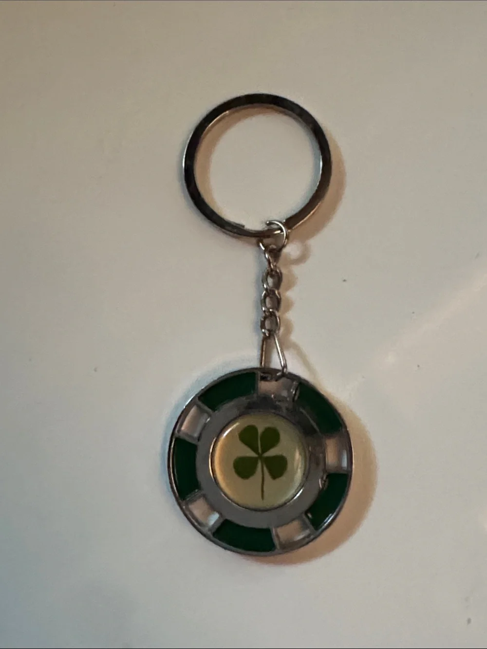 Silverton Casino Shamrock ☘️ Clover Poker Chip Keychain